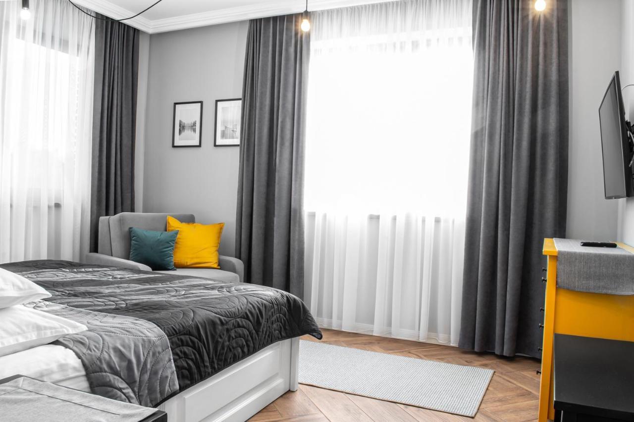 Pod Kominkiem Apartment *